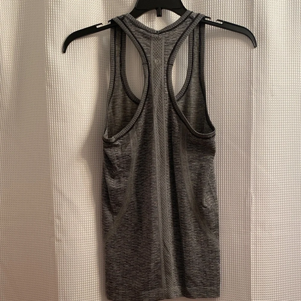 Lululemon Run: Swiftly Tech Racerback - Picture 2 of 6